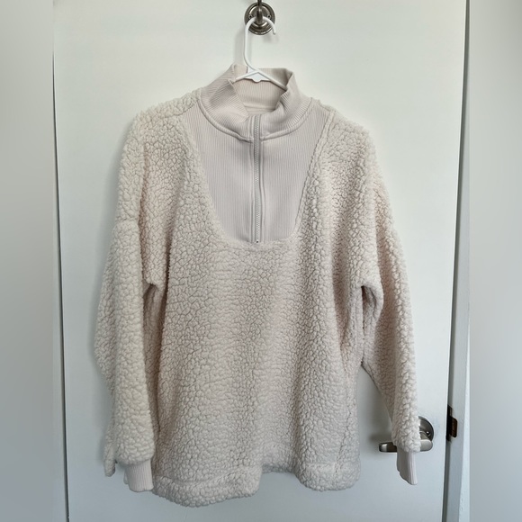 Aerie Dream Sherpa Quarter Zip Sweatshirt - Picture 2 of 3